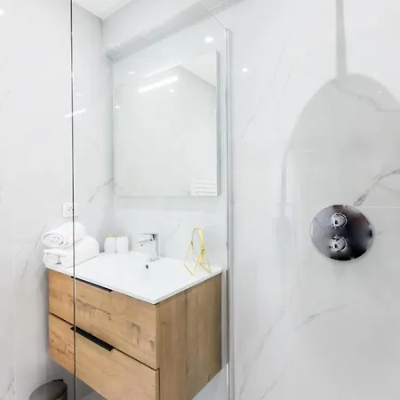 2 Pieces Cozy A 5 Minutes A Pied De La Croisette - 2 Pieces Cozy A 5 Minutes A Pied De La Croisette Mae-1983 *